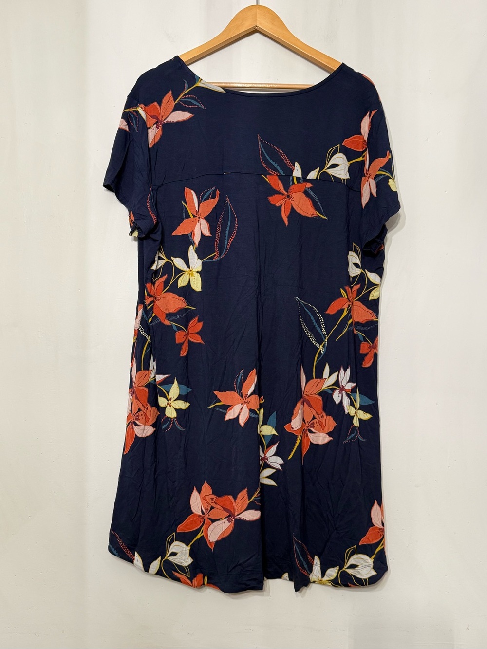 Soma Cool Nights Nightgown Sleep Shirt Soft Jersey Navy Floral NWT XXL - Picture 2 of 7